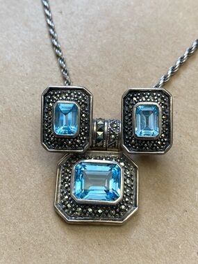 Vintage Sterling Silver 925 SU Blue Topaz Pendant Necklace Chain & Earrings